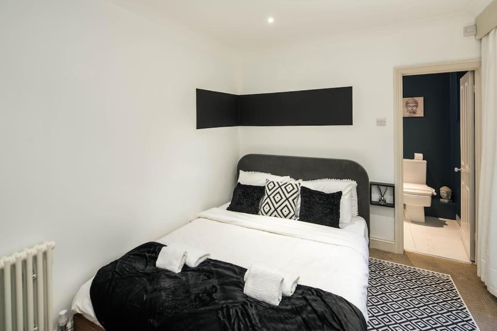 Superb Retreat Central Next Tube Londres Exterior foto