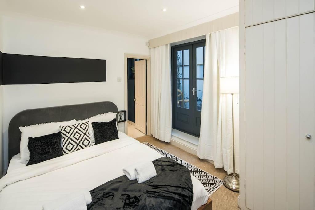 Superb Retreat Central Next Tube Londres Exterior foto